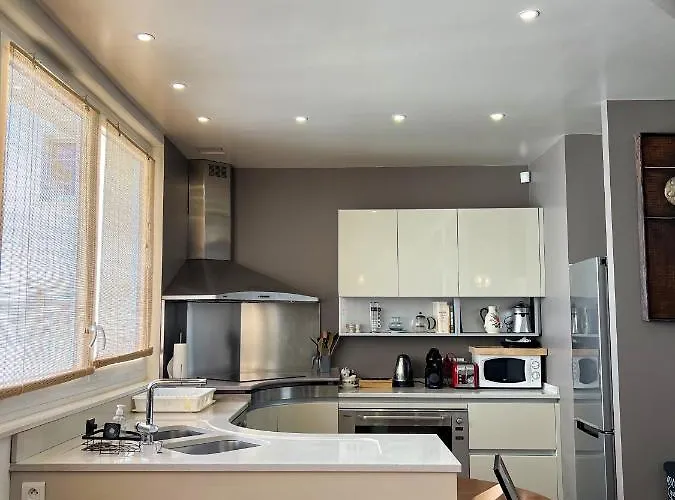 Le Victoria Iii - Point - 105m2